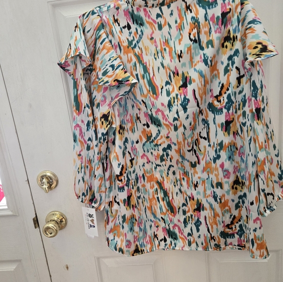 Abstract multicolored blouse - Picture 2 of 5